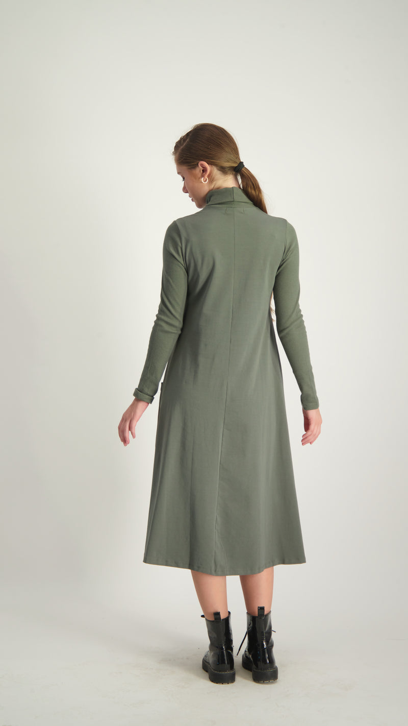 Turtleneck Pocket Dress / Olive