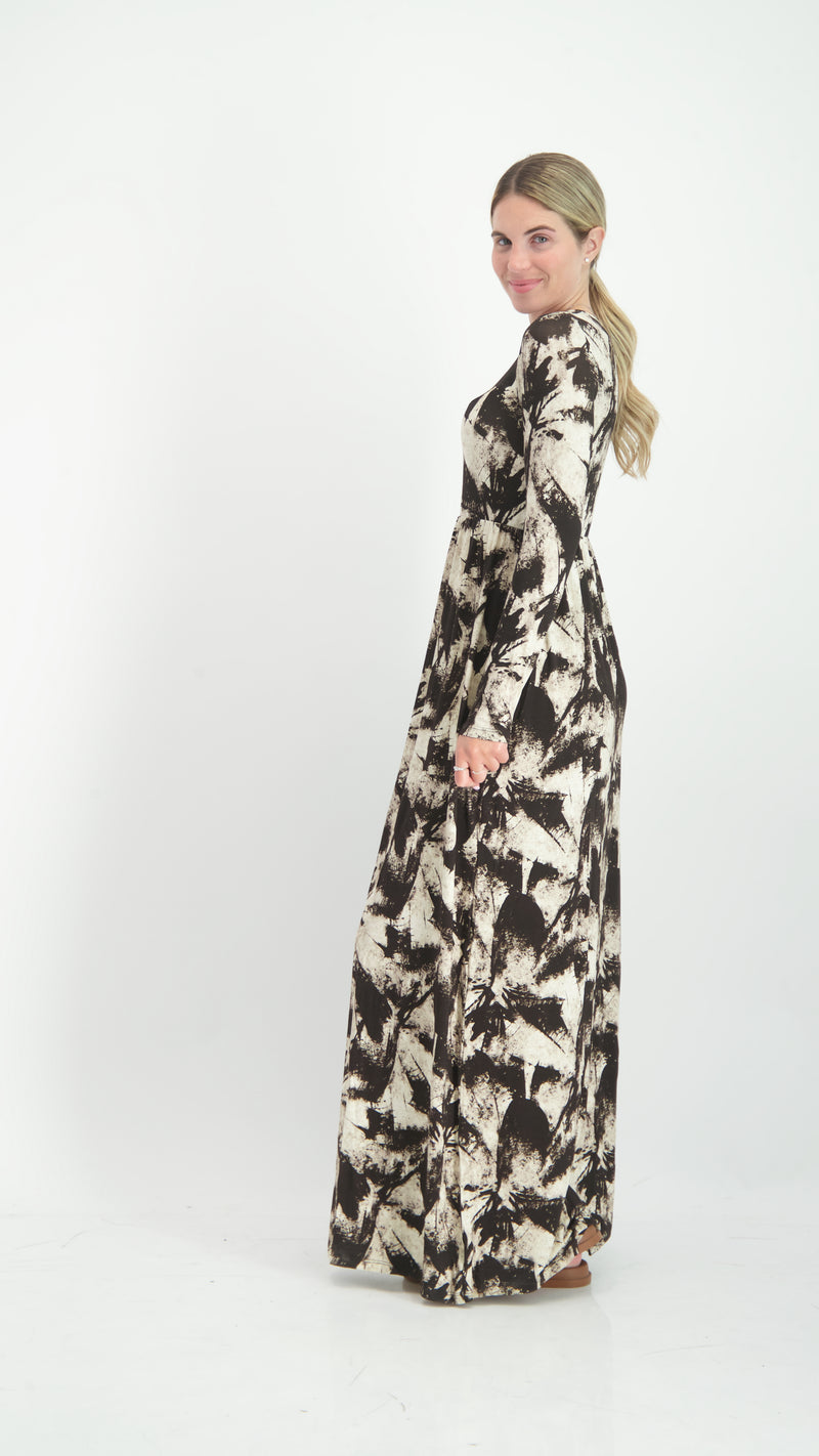 Belted Maxi Dress / Black Tie Dye