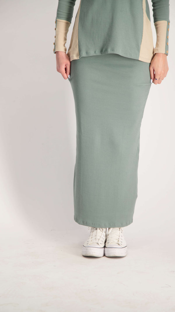 Ribbed Maxi Skirt / Olive