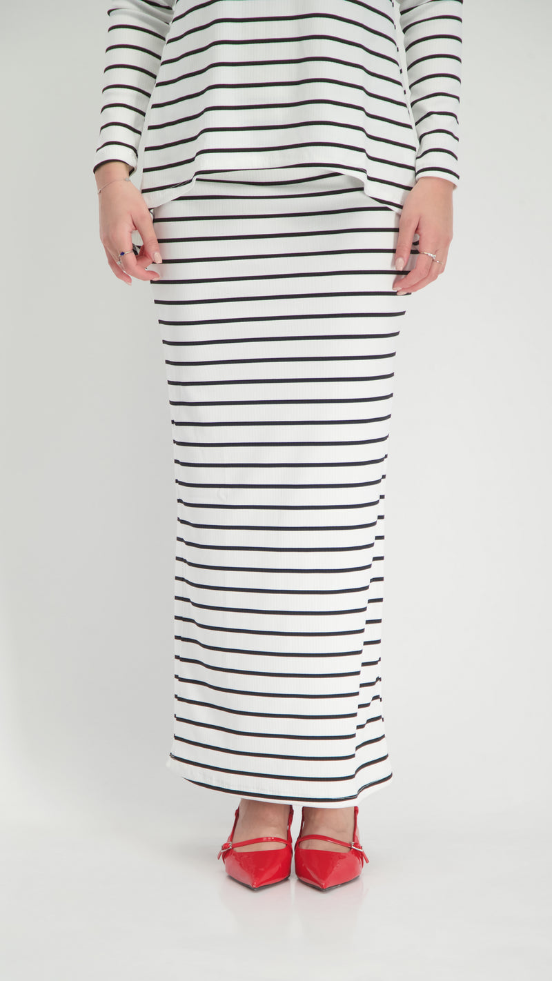 Ribbed Maxi Skirt / White & Black Line