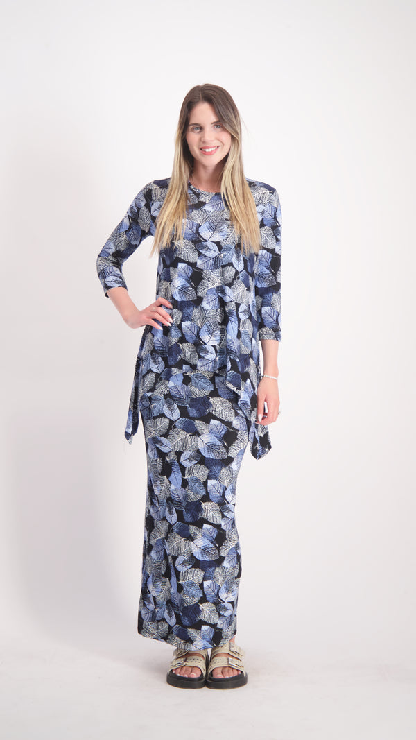 Asymmetric T-shirt / Blue Leafs