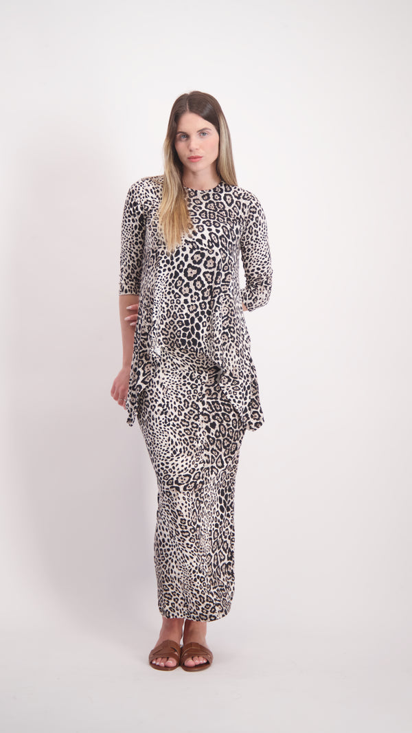 Asymmetric T-shirt / Leopard