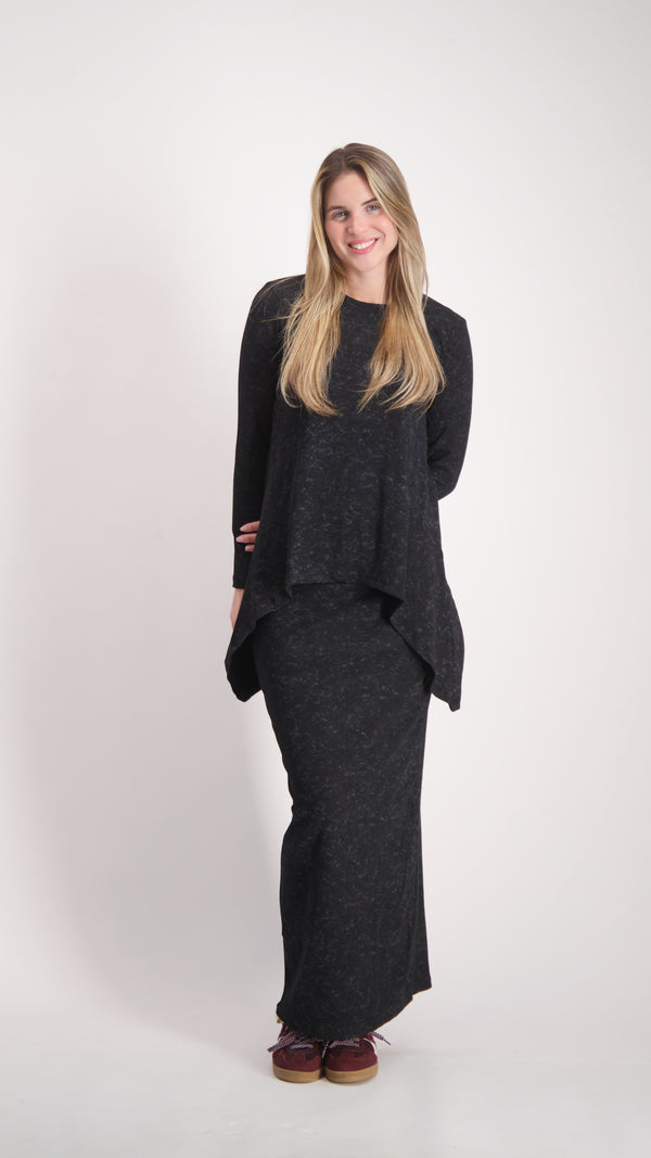 Ribbed Asymmetric T-shirt / Black Acid