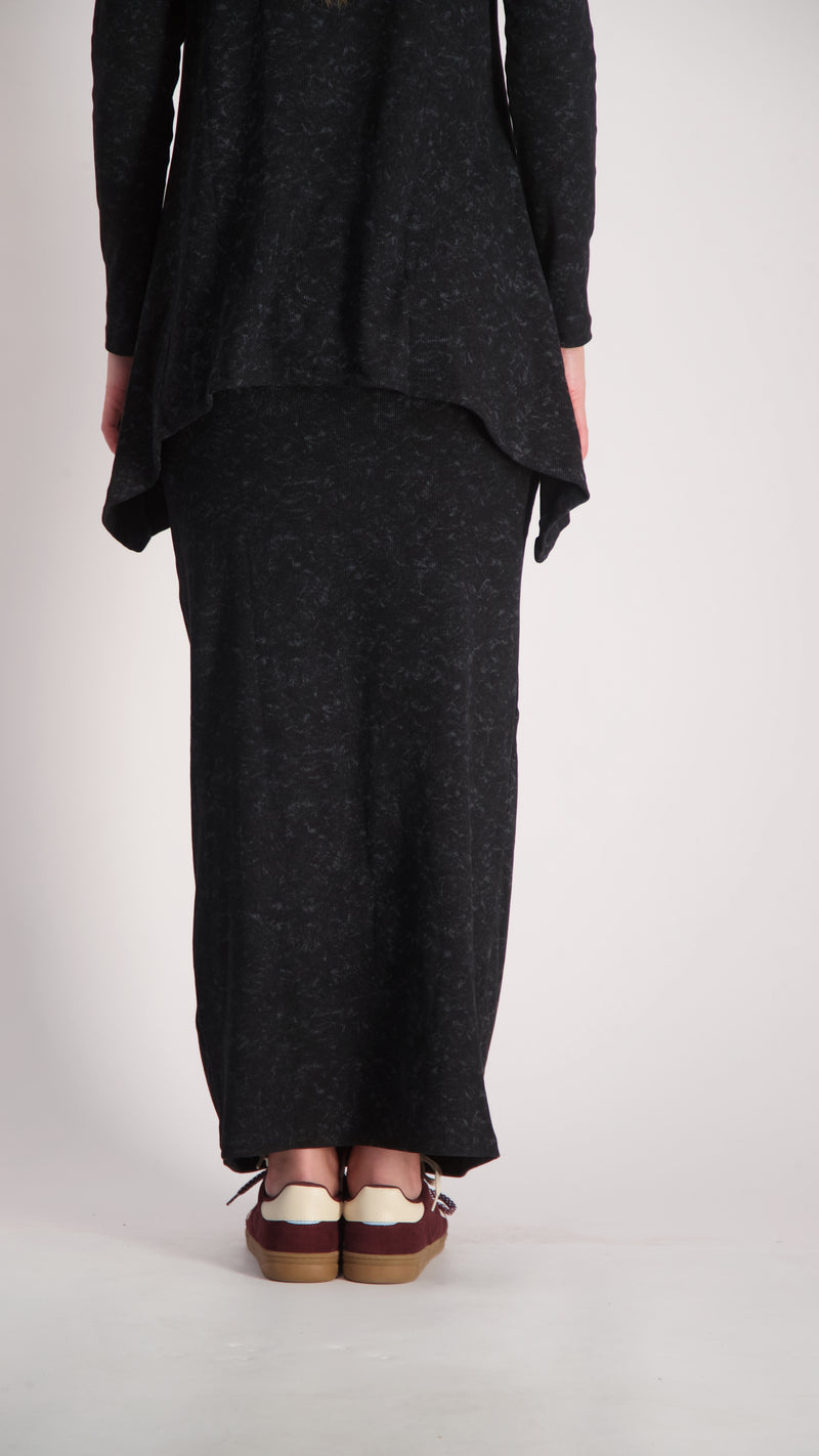 Ribbed Maxi Skirt / Black Acid