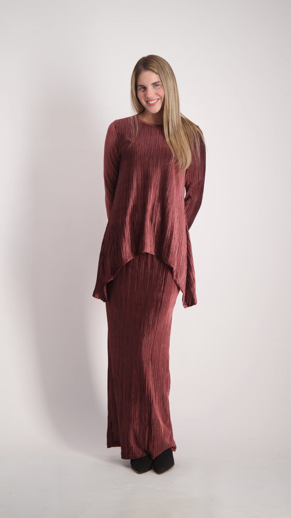 Ribbed Asymmetric Velvet Set / Brick