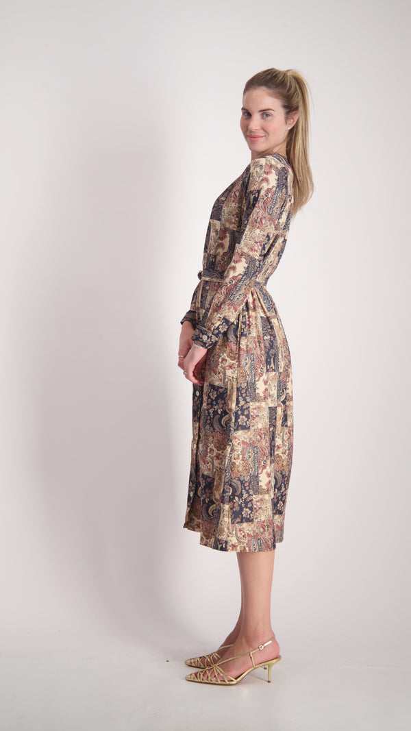 Button Dress With Belt / Beige Etni