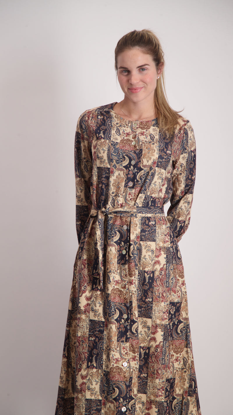 Button Dress With Belt / Beige Etni