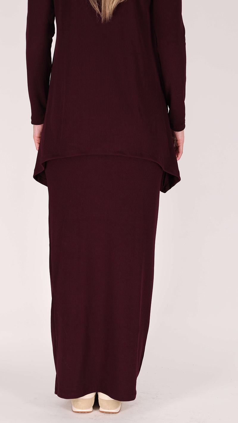 Ribbed Maxi Skirt / Burgandy
