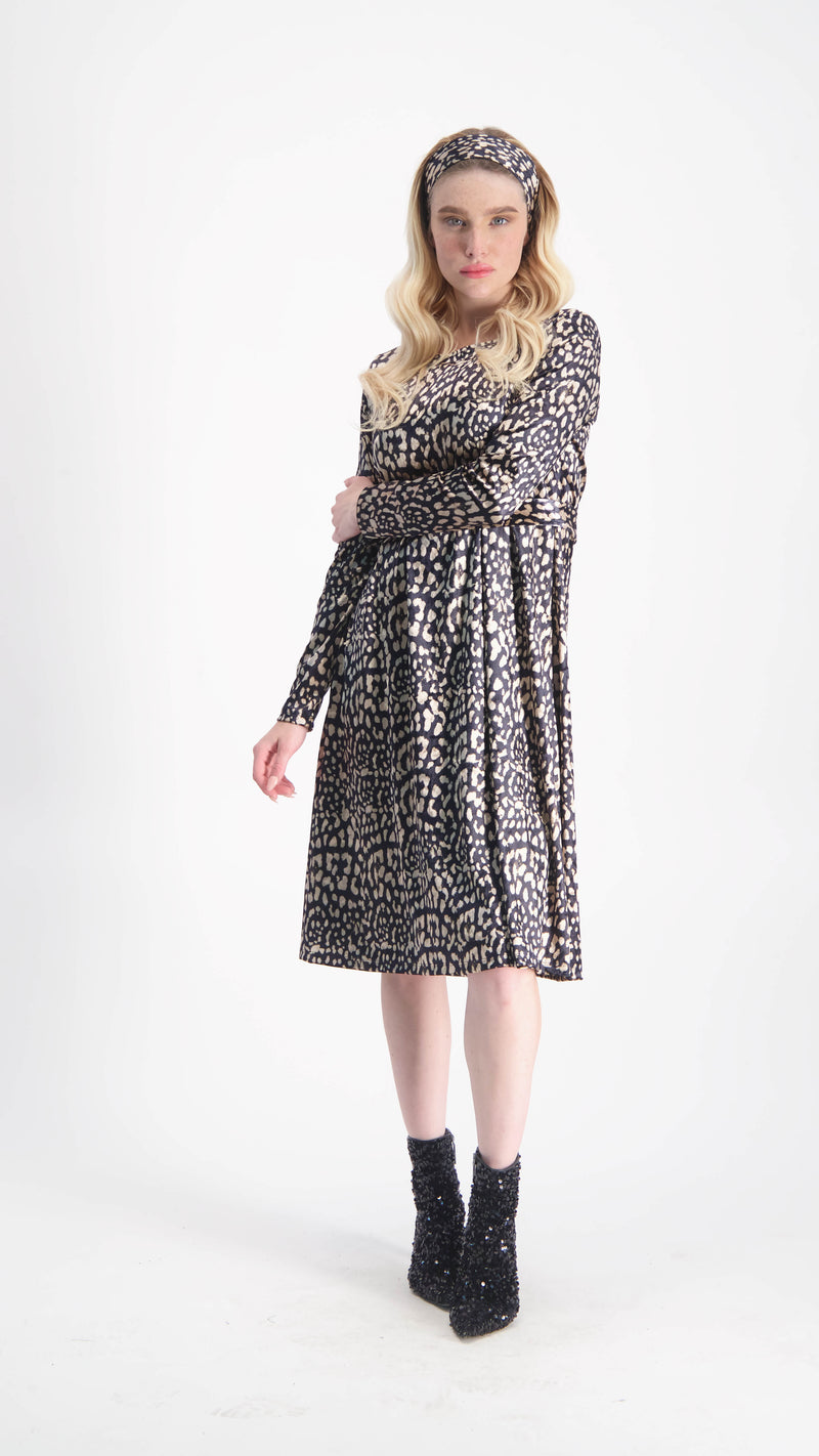 Velvet A-line Dress With Belt / Black Leopard