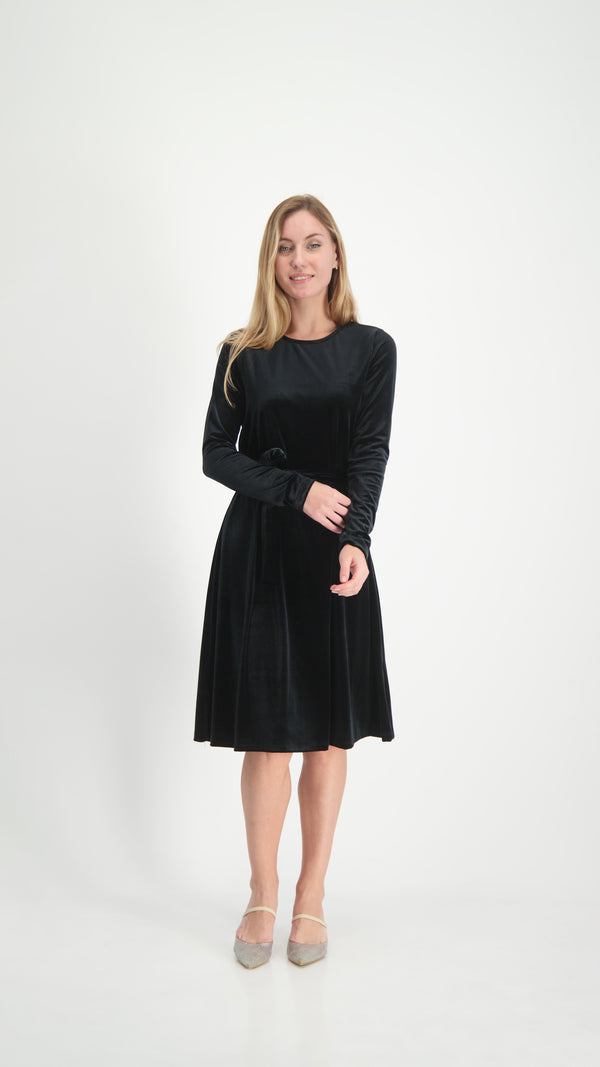 Velvet A-line Dress With Belt / Black