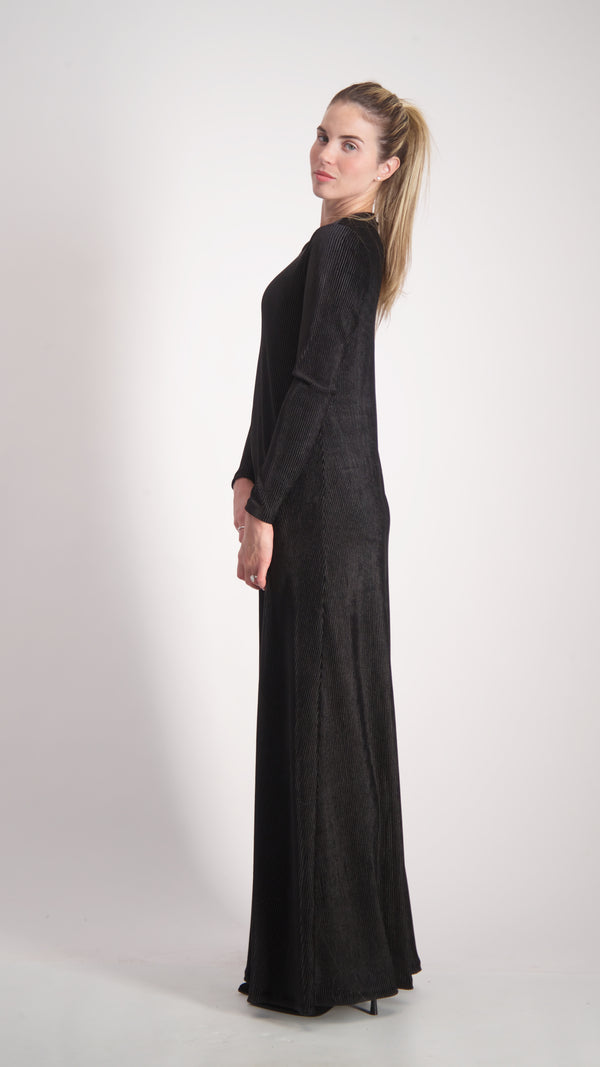Ribbed Velvet A-line Maxi Dress /  Black