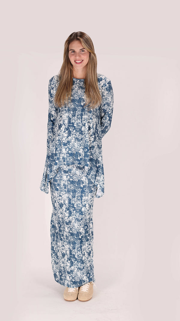 Ribbed Maxi Skirt / Blue Acid