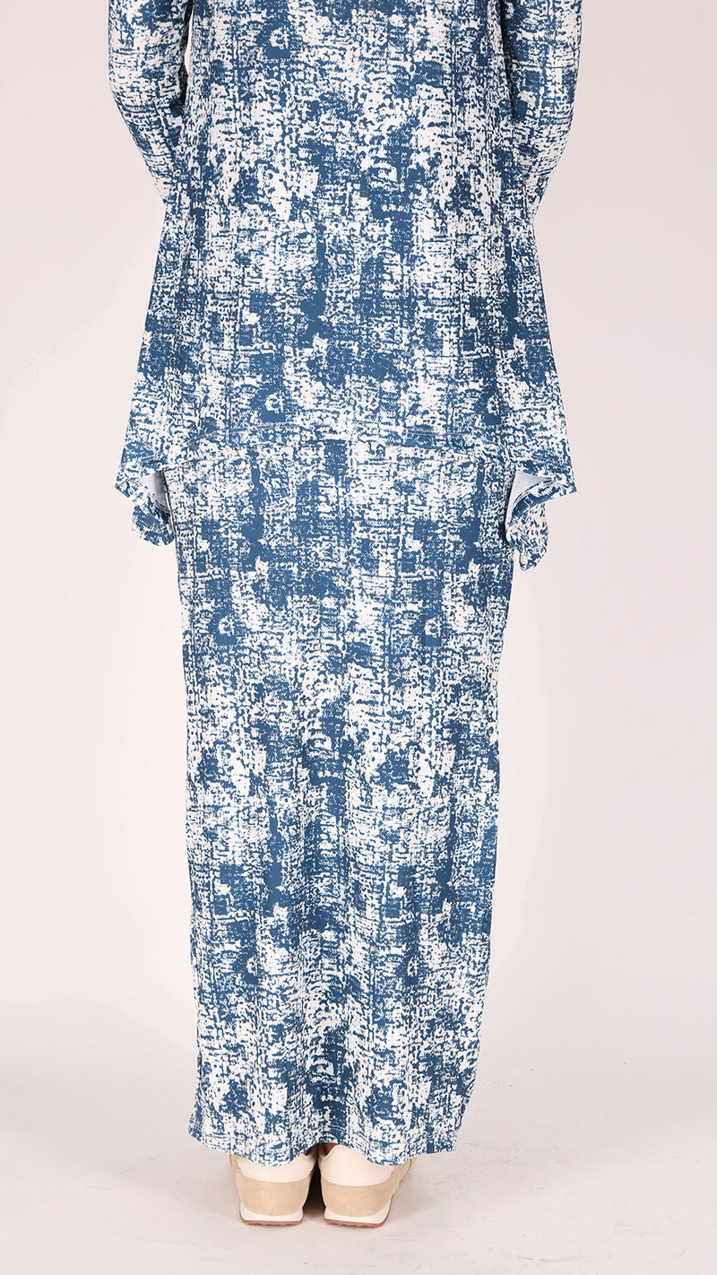 Ribbed Maxi Skirt / Blue Acid