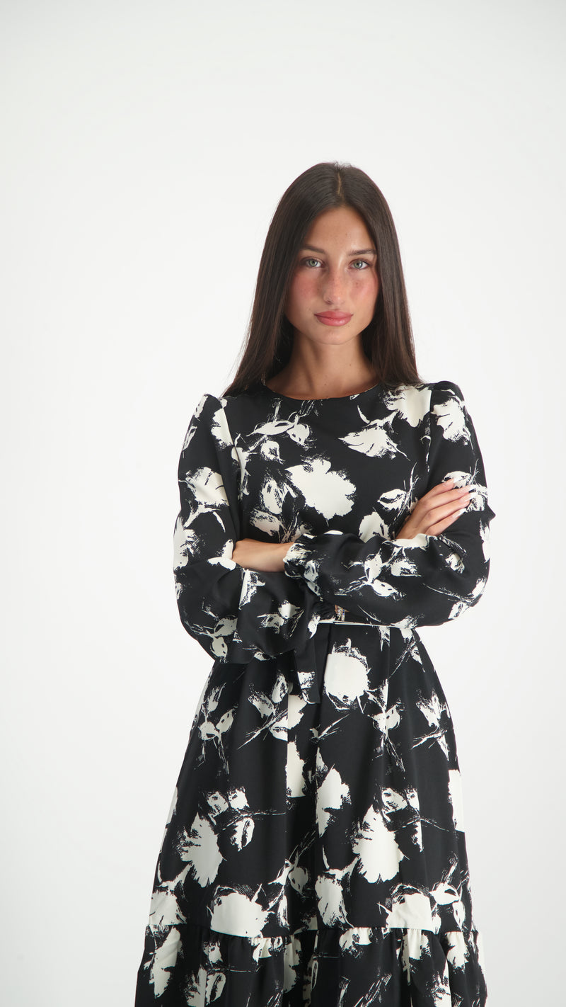 Elegant Dress With Belt / Black & White Flowers