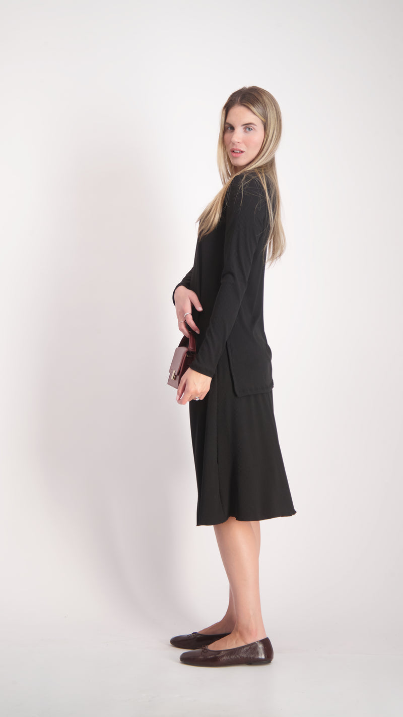 Ribbed A-line Skirt / Black