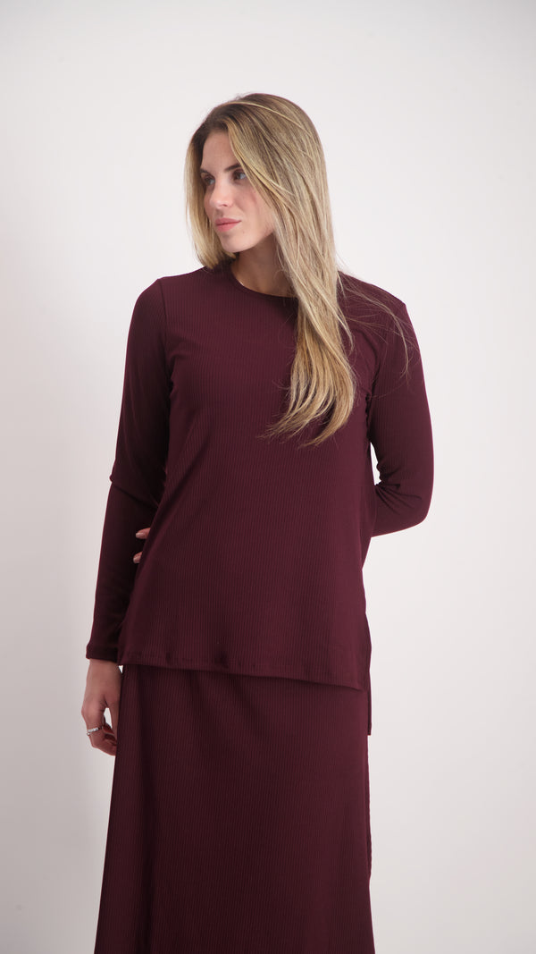 Ribbed T-Shirt / burgandy