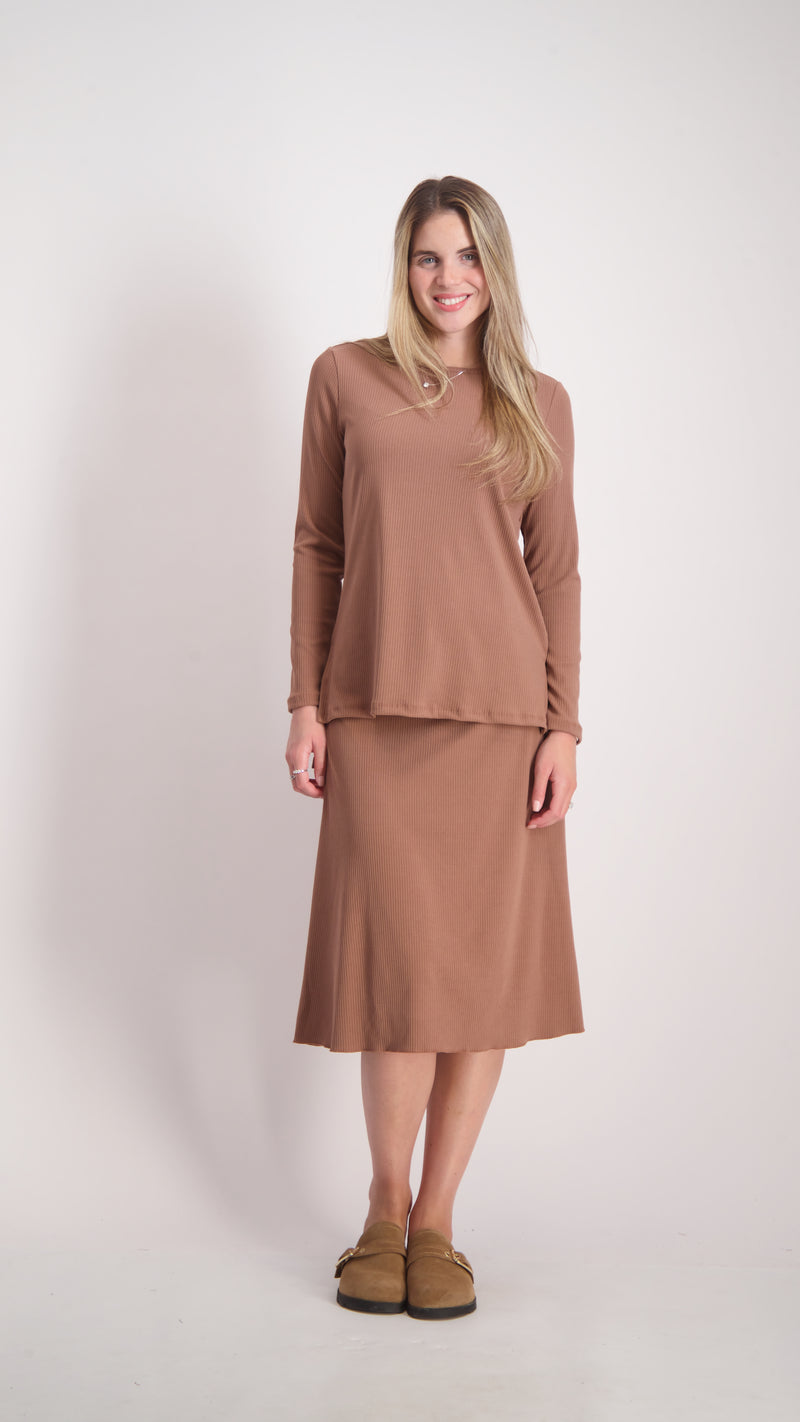 Ribbed A-line Skirt / Camel