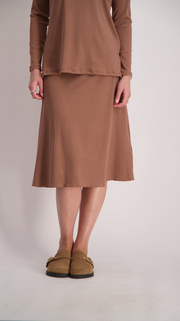 Ribbed A-line Skirt / Camel