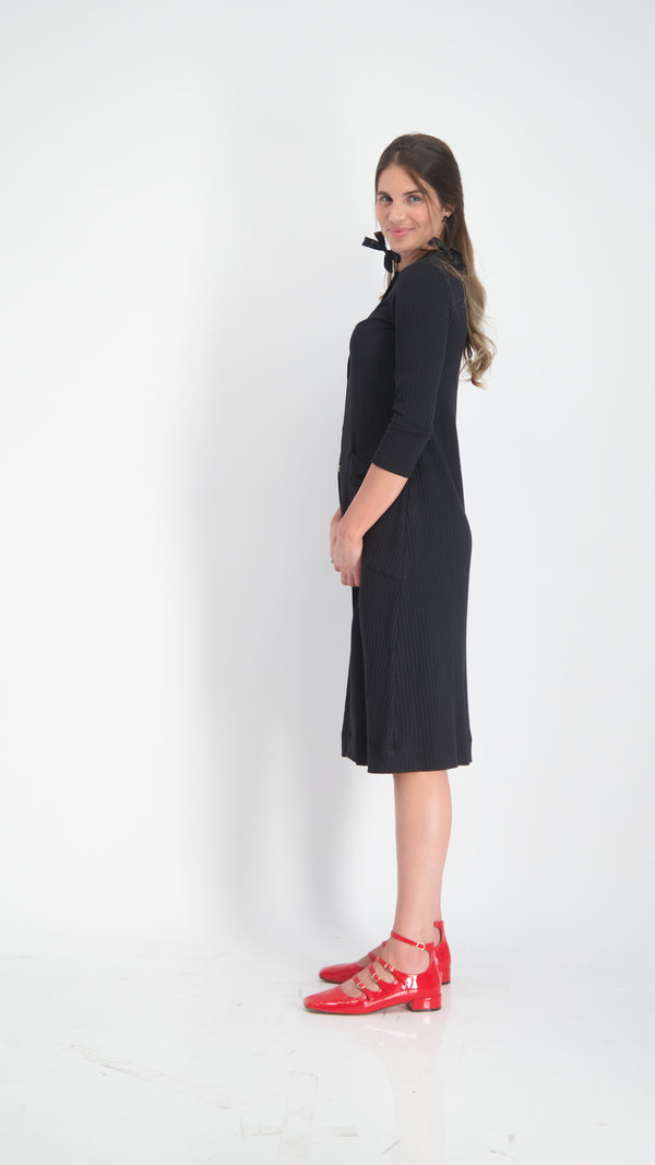 A-line Ribbed Pocket Dress / Black