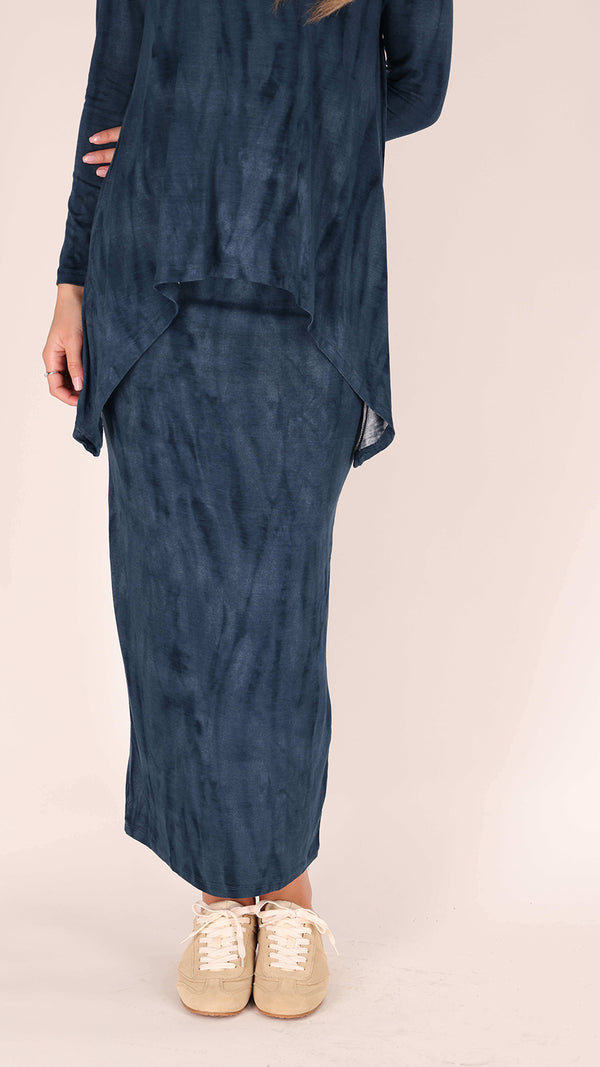 Maxi Skirt / Navy Tie Dye
