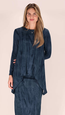 Asymmetric T-shirt / Navy Tie Dye
