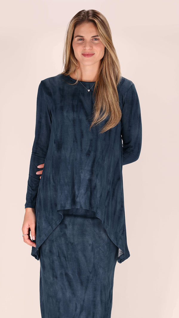 Asymmetric T-shirt / Navy Tie Dye