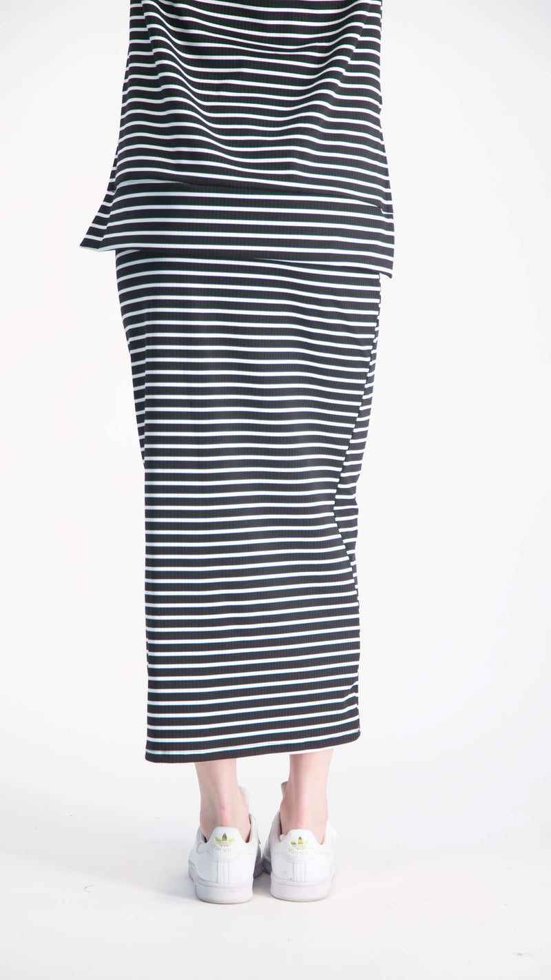Ribbed Skirt / Black & White Line