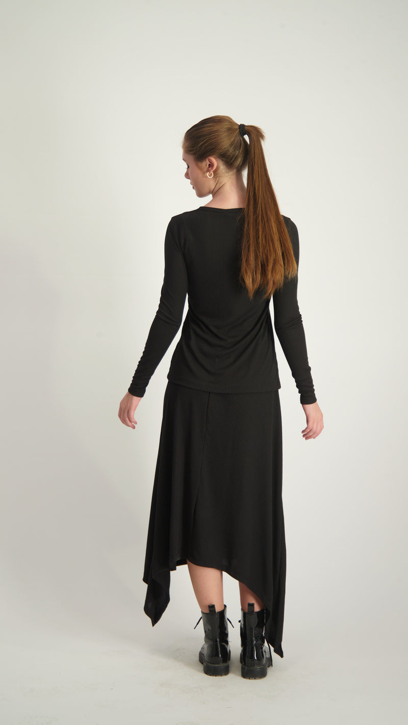 Ribbed Asymmetric Skirt / Black