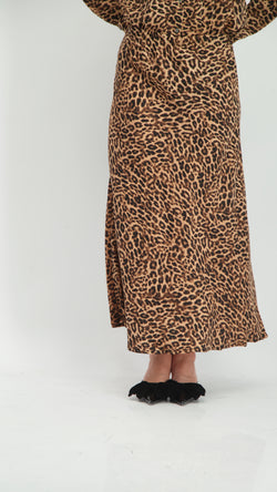 Elegant Maxi Skirt / Leopard / חצאית