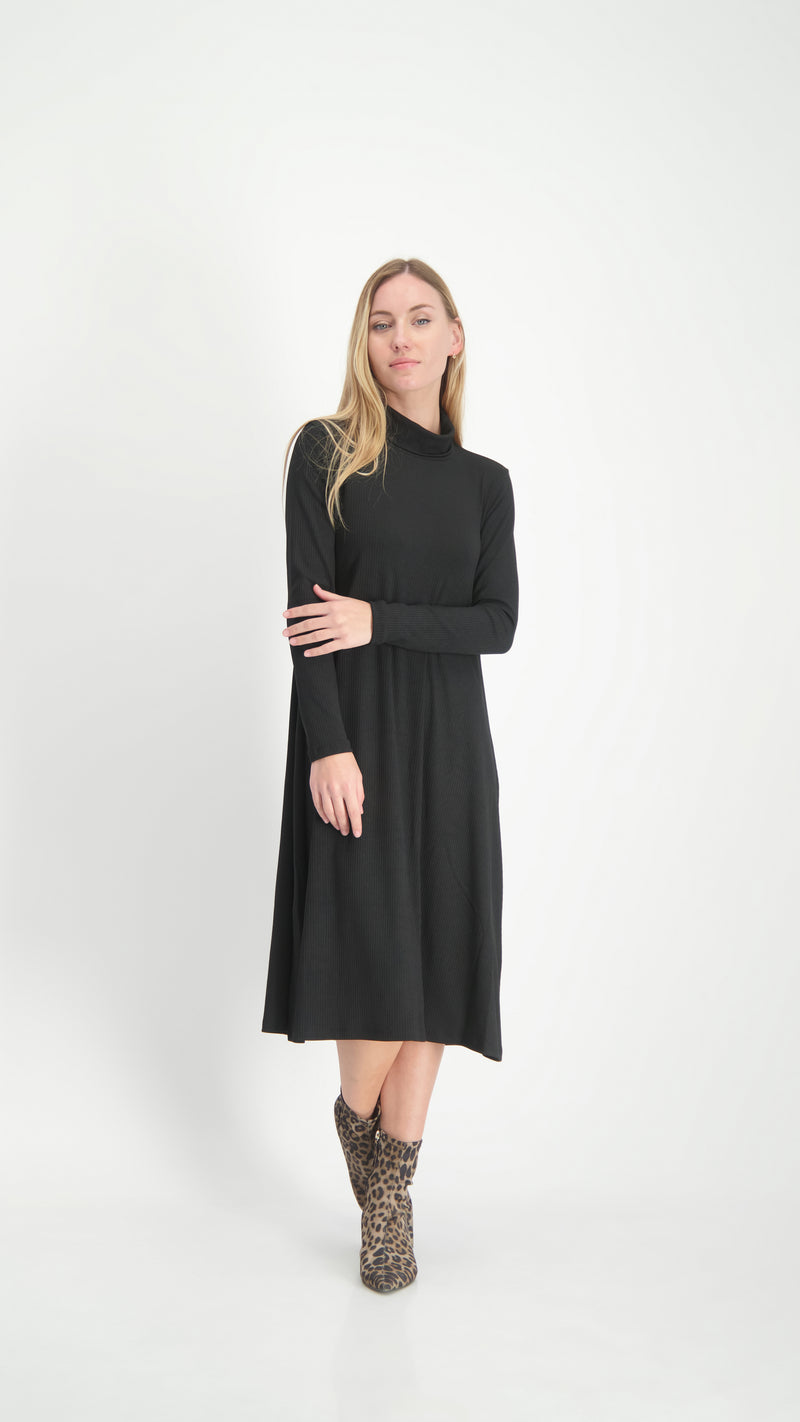 Turtleneck Ribbed Dress / Black