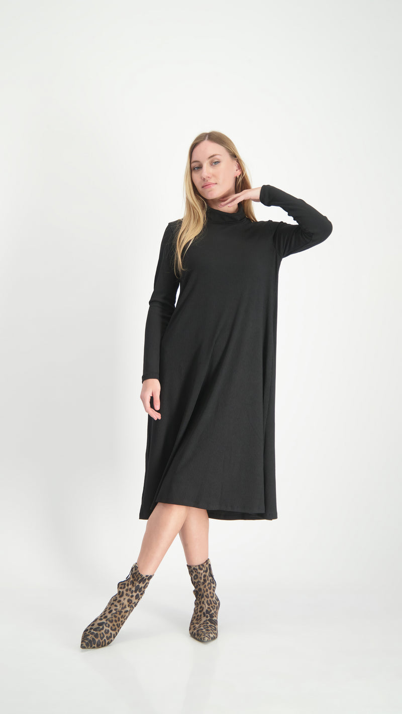 Turtleneck Ribbed Dress / Black