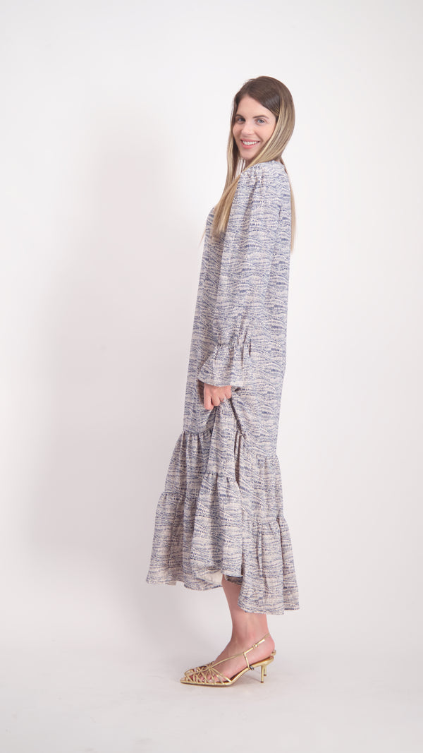 Elegant Layers Dress / Blue & Whute