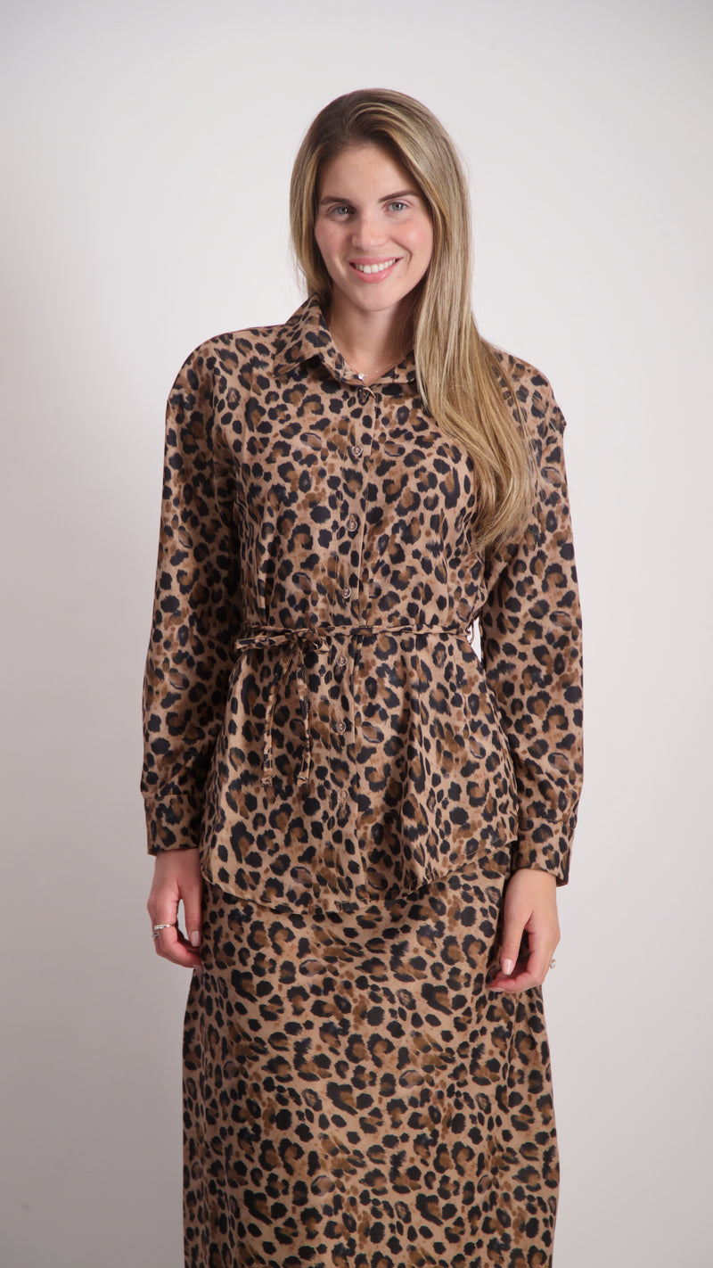Elegant Button Shirt / Leopard