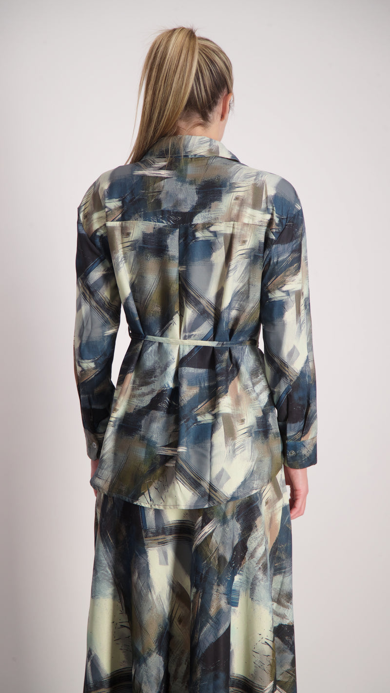 Elegant Button Shirt / Navy Splash