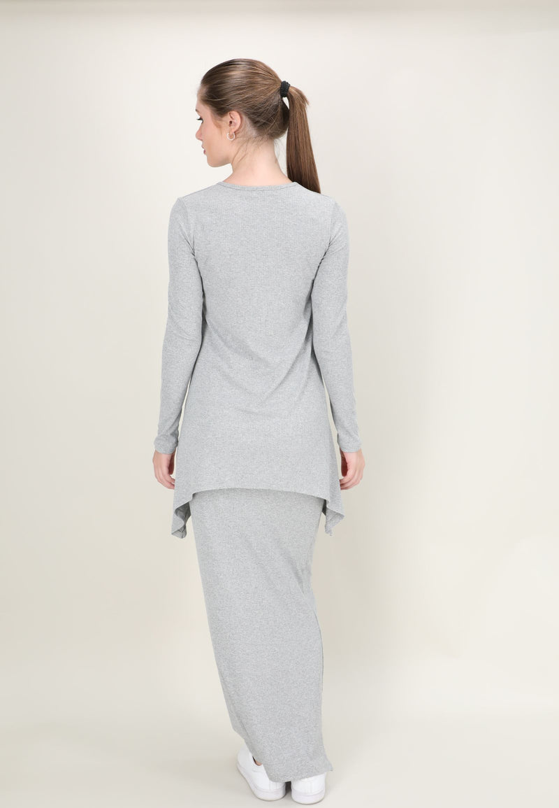 Ribbed Maxi Skirt / Grey