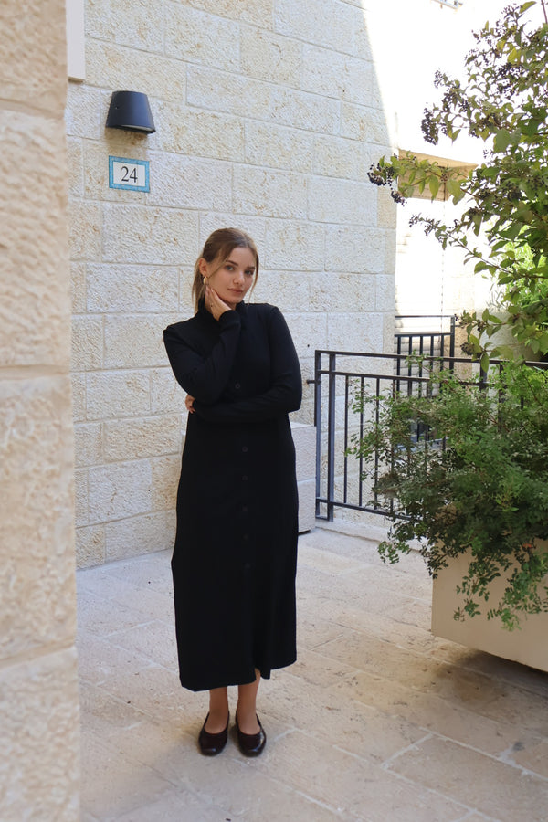 Ribbed Button Dress / Black