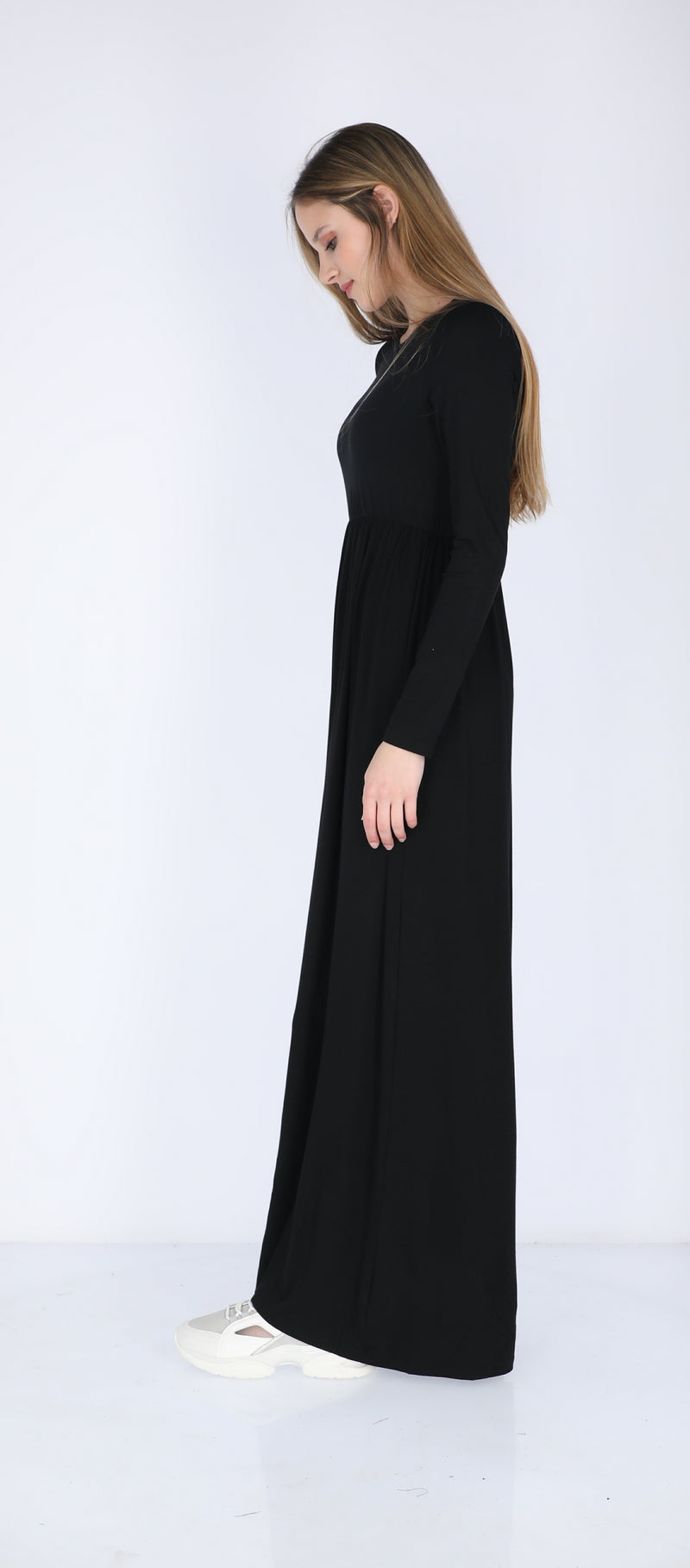 Belted Solid Maxi Dresses / Black