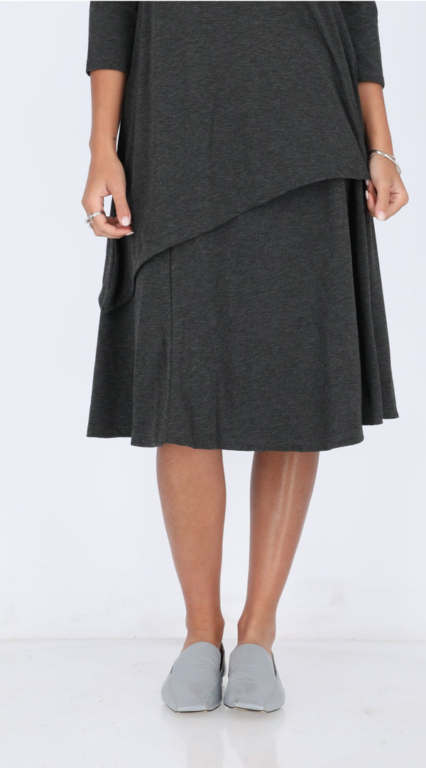 A-line Skirt / Charcoal / חצאית